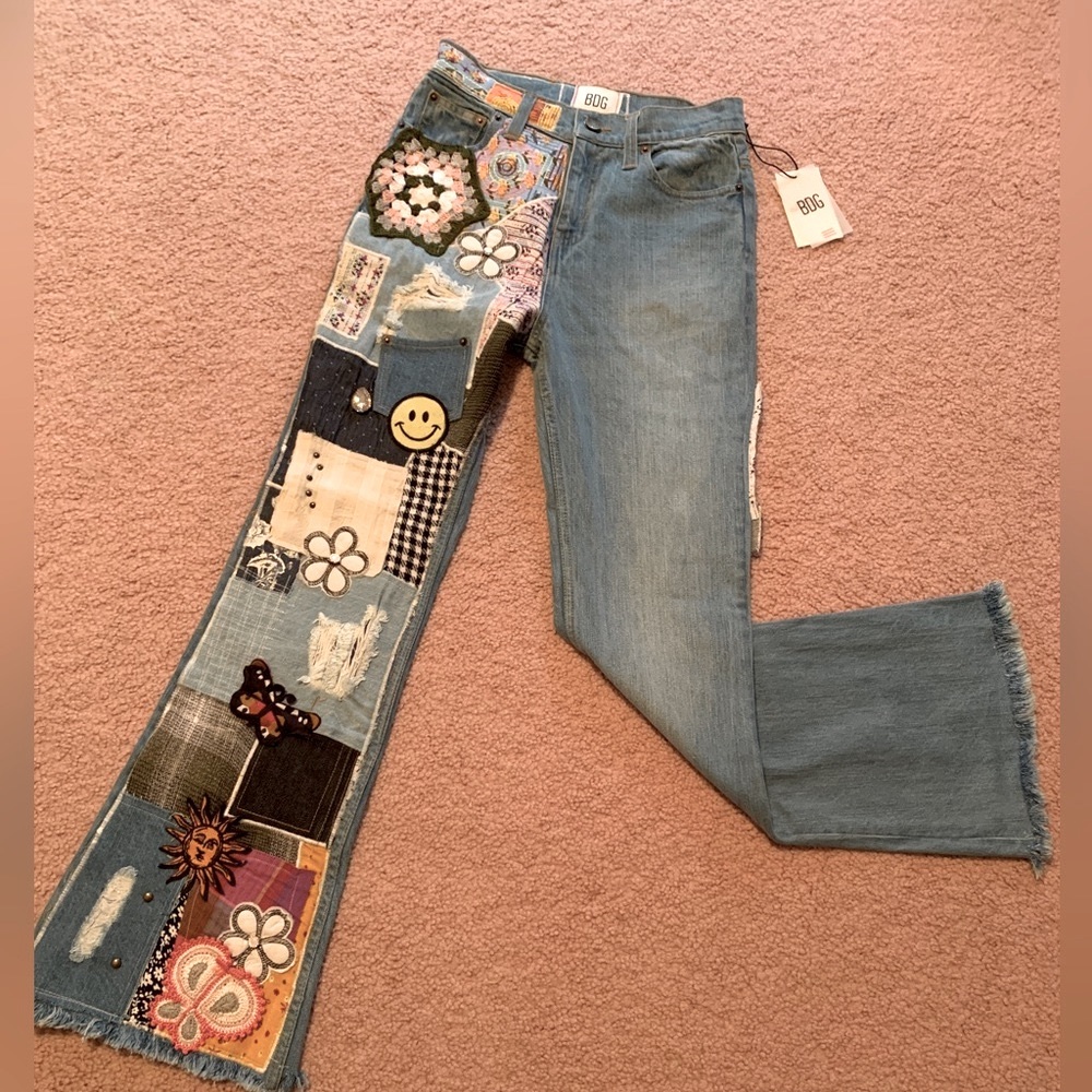 NWT Urban Outfitters jeans. Size 26.
